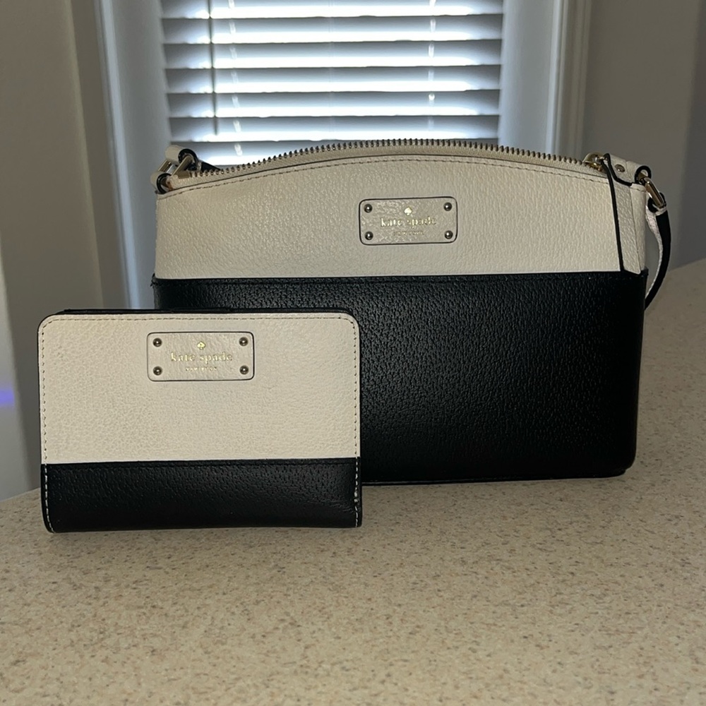 KATE SPADE ♠️ NEW YORK Shoulder Bag • EUC